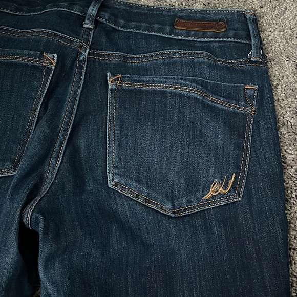 EXPRESS | Low Rise Legging Jean - Picture 10 of 11